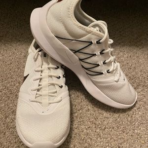 Nike white sneaker in size 6.5